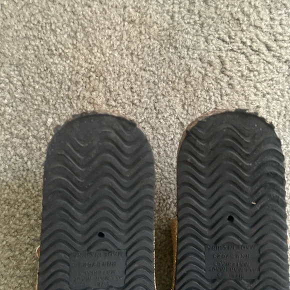 Gold Sandals - Picture 5 of 7